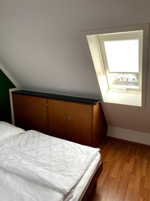 Apartamento Super Zentral Begehrte Wohnlage Parkplatz Vor Haus Núremberg Exterior foto